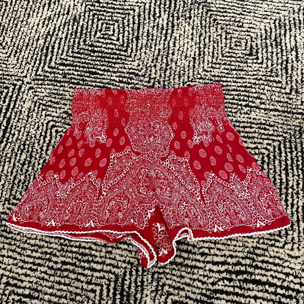 Red bandana print shorts